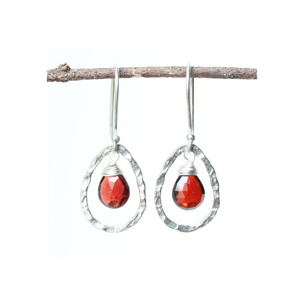 Silver drop earring with garnet - by Metal Studio Jewelry