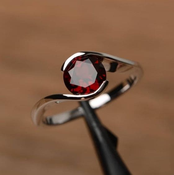 Garnet 925 Sterling Silver Unique Handmade Ring - By Advait Craft