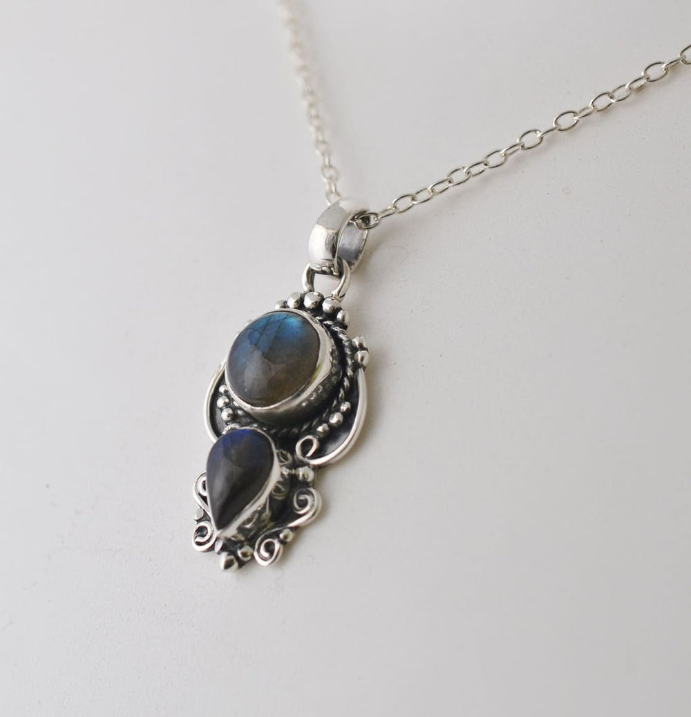 Natural Labradorite 925 Solid Sterling Silver Handmade Women Necklace - By Navyacraft