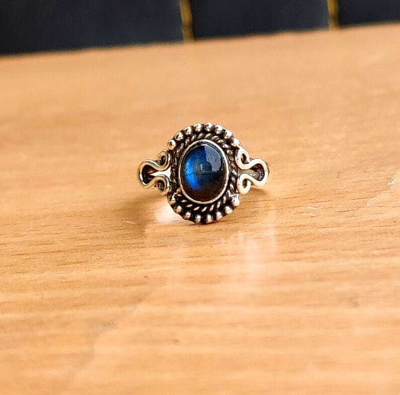 Natural Labradorite Handmade 925 Sterling Silver Statement Ring - By Advait Craft