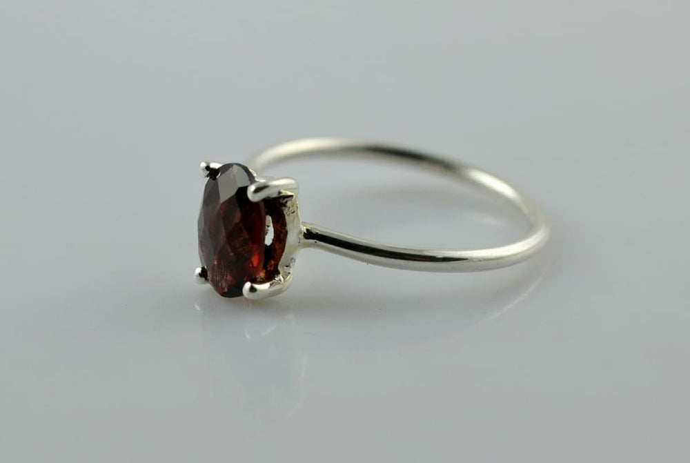 Pure 92.5 Solid Sterling Silver Midi Solitaire Ring Studded With Genuine Garnet Checker Oval - By Navyacraft