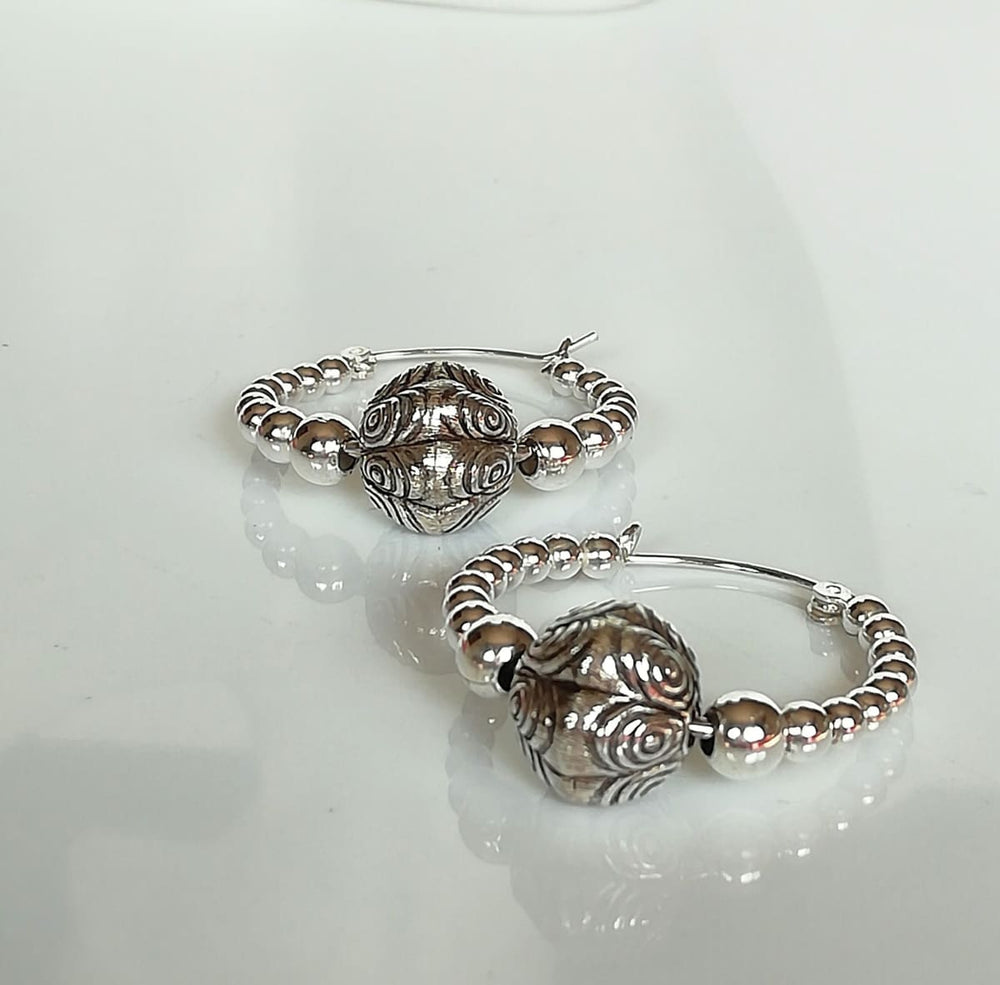 Balls & Beads Hoop | Silver Earrings | Jewelry | Minimalist Hoops | Egyptian Style | Ear | 925 | E9 - by Oneyellowbutterfly