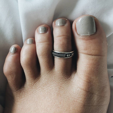 Yellow Gold Woman's Trendy Sexy Toe Ring | Factory Direct Jewelry