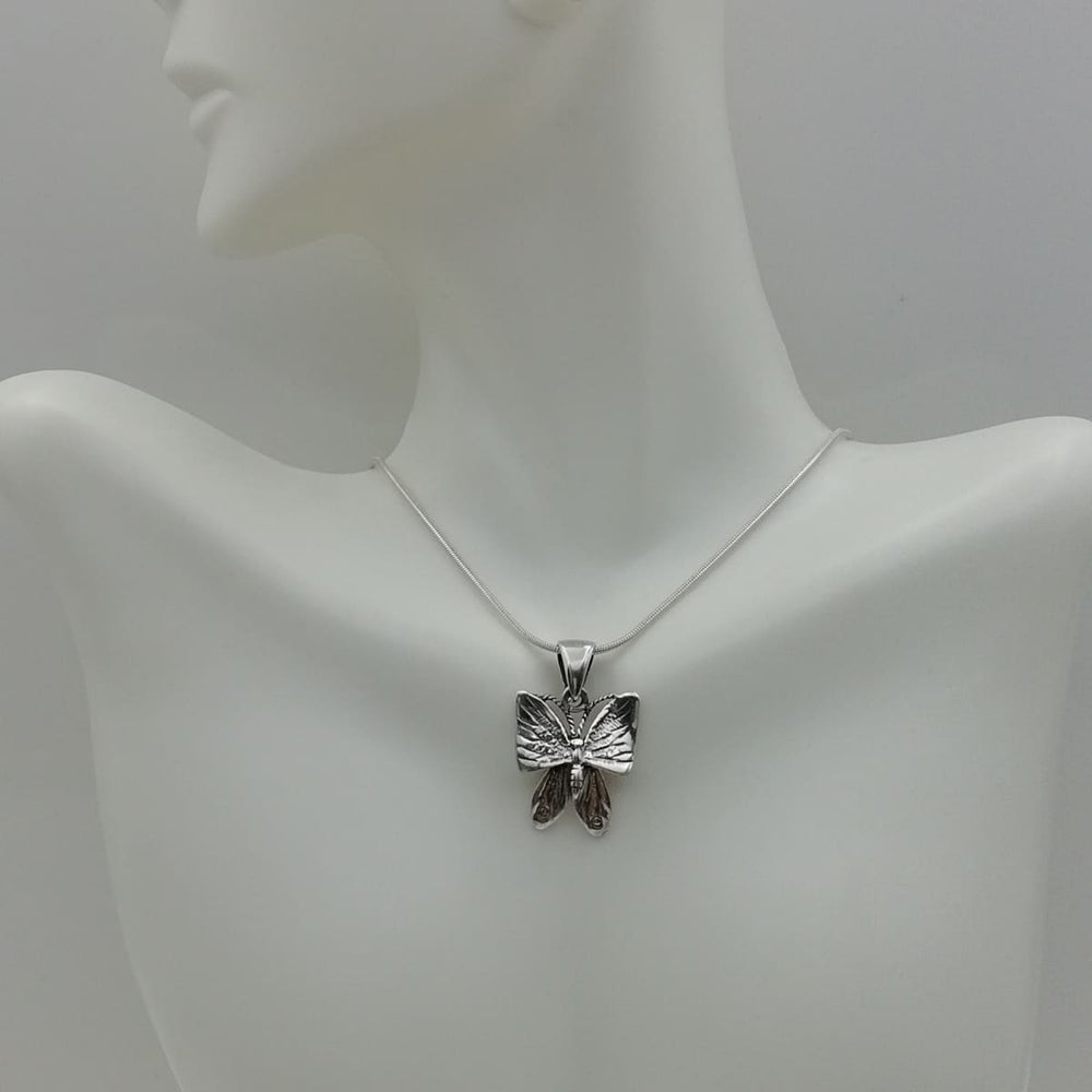 Butterfly charm -Sterling silver pendant- Pretty pendant - PD33 - by NeverEndingSilver