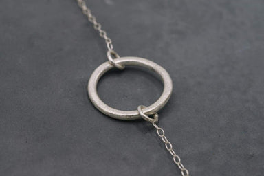 Bracelets Circle bracelet in silver or rose gold finish