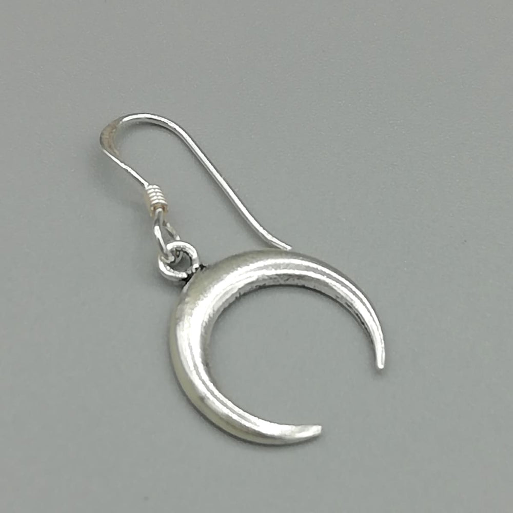Crescent moon earrings | Silver ear danglers | Boho | Celestial jewelry | E200 - by OneYellowButterfly