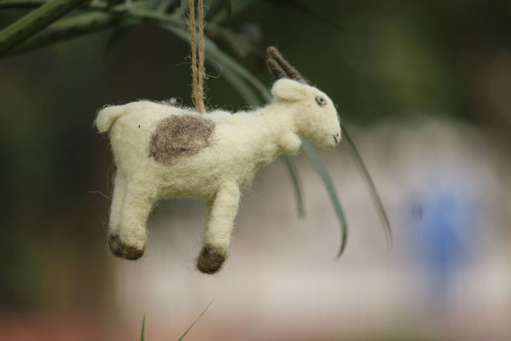 De Kulture Handmade Premium Wool Felt Goat (hanging) Eco Friendly Needle Felted Christmas Xmas Tree Decoration Stuffed Ornament For Home 