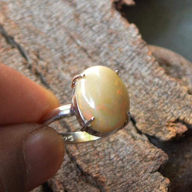 Rings Ethiopian Welo Opal Gemstone Ring- 925 Sterling Silver Ring