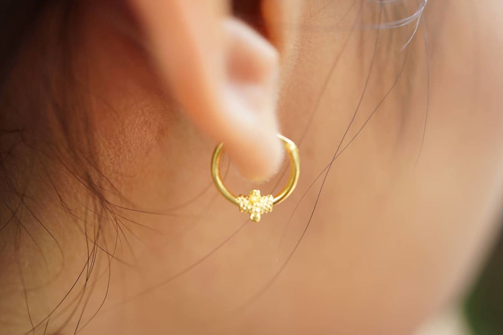 3mm 18kt yellow gold handmade single white stone back screw square shape  stud earring cartilage customized unisex jewelry er144 | TRIBAL ORNAMENTS