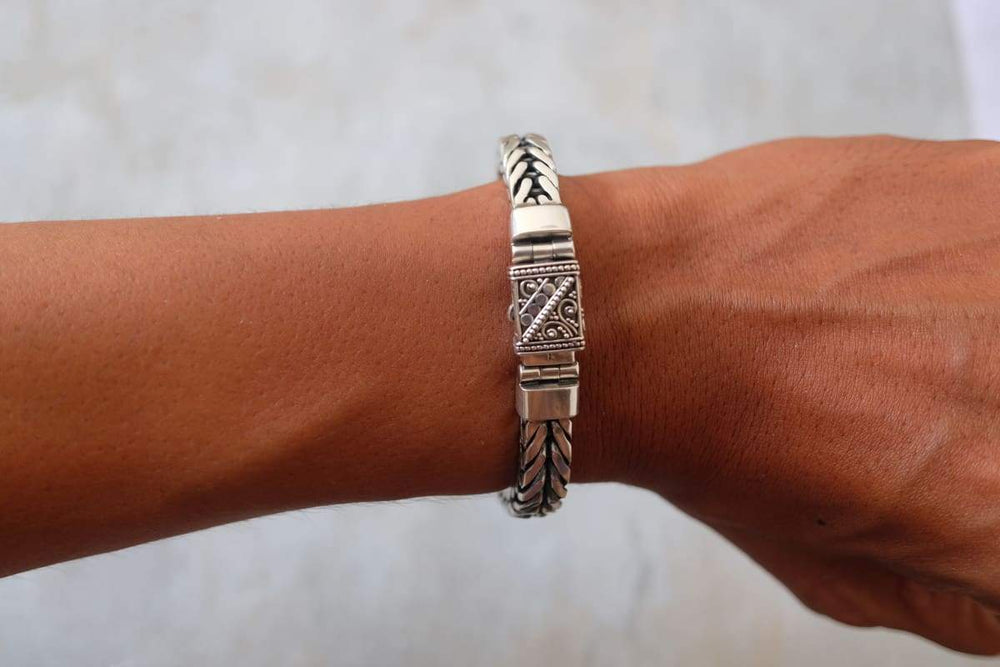 Steel bracelet with Uroborus dragon polished silver – AKROCHIC