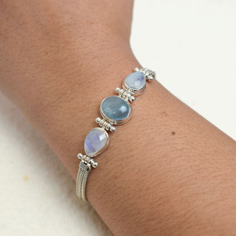 Natural Aquamarine & Moonstone Bracelet 925 Sterling Silver Handmade Wristbands - by Arte De Joyas