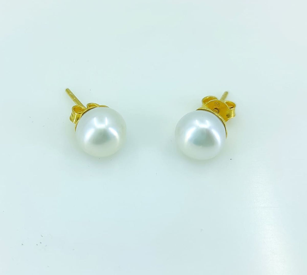 Navya Craft Gold Plated Freshwater Pearl 925 Solid Sterling Silver Handmade Ear-stud - by Navyacraft