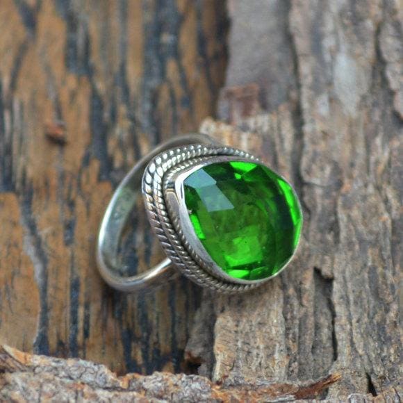 Rings Rich Green Peridot Quartz Ring - 925 Sterling Silver Designer Gift