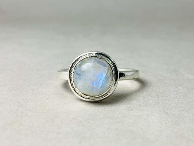 Round Moonstone Ring 925 Silver Gemstone Handmade Rainbow Birthstone White - by Heaven Jewelry