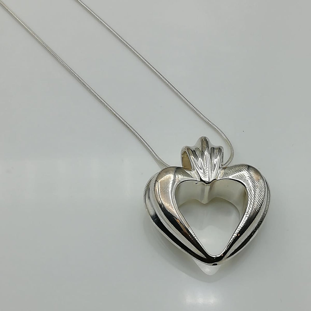 Silver heart pendant - Gift for mother - Elegant sterling silver - Chunky charm - necklace - PD37 - by NeverEndingSilver