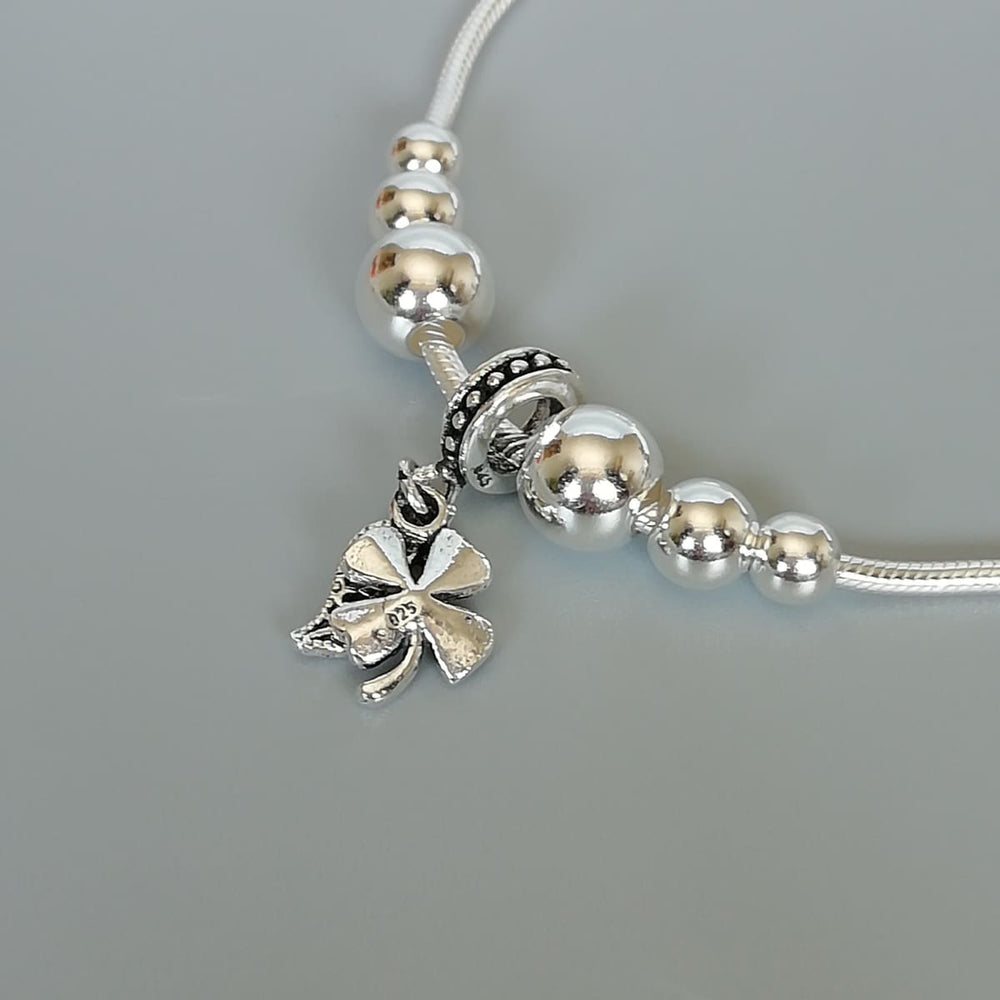 Silver Karen beads and charms bracelet | 4 leaf clover | Leaf charm | B6 - by OneYellowButterfly
