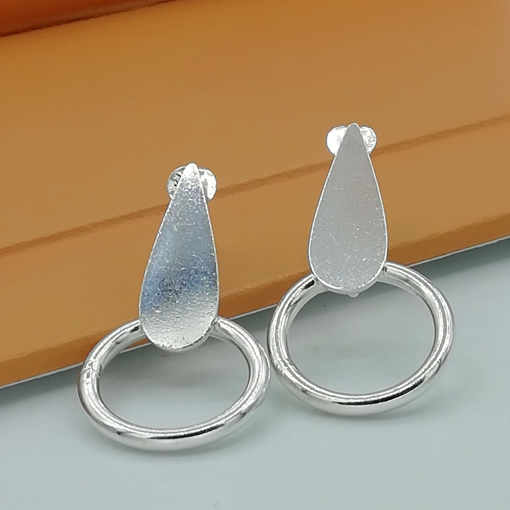 Silver stud earrings | Tear drop studs | jewelry ESN - by OneYellowButterfly