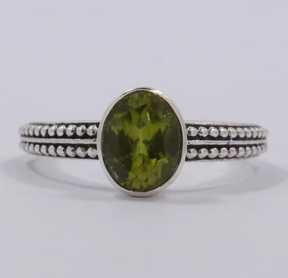 Solitaire Peridot 925 Sterling Silver Ring – Ellipse Cut - by Inishacreation