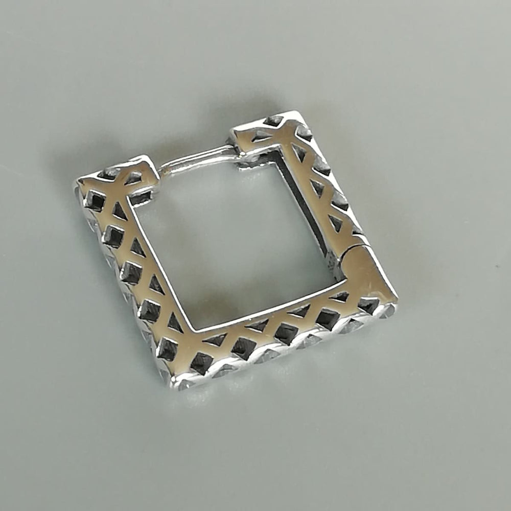 Sterling silver filigree square hoops | Hoop earrings | Square | 17 mm ear | Minimalist hoops| E919 - by OneYellowButterfly