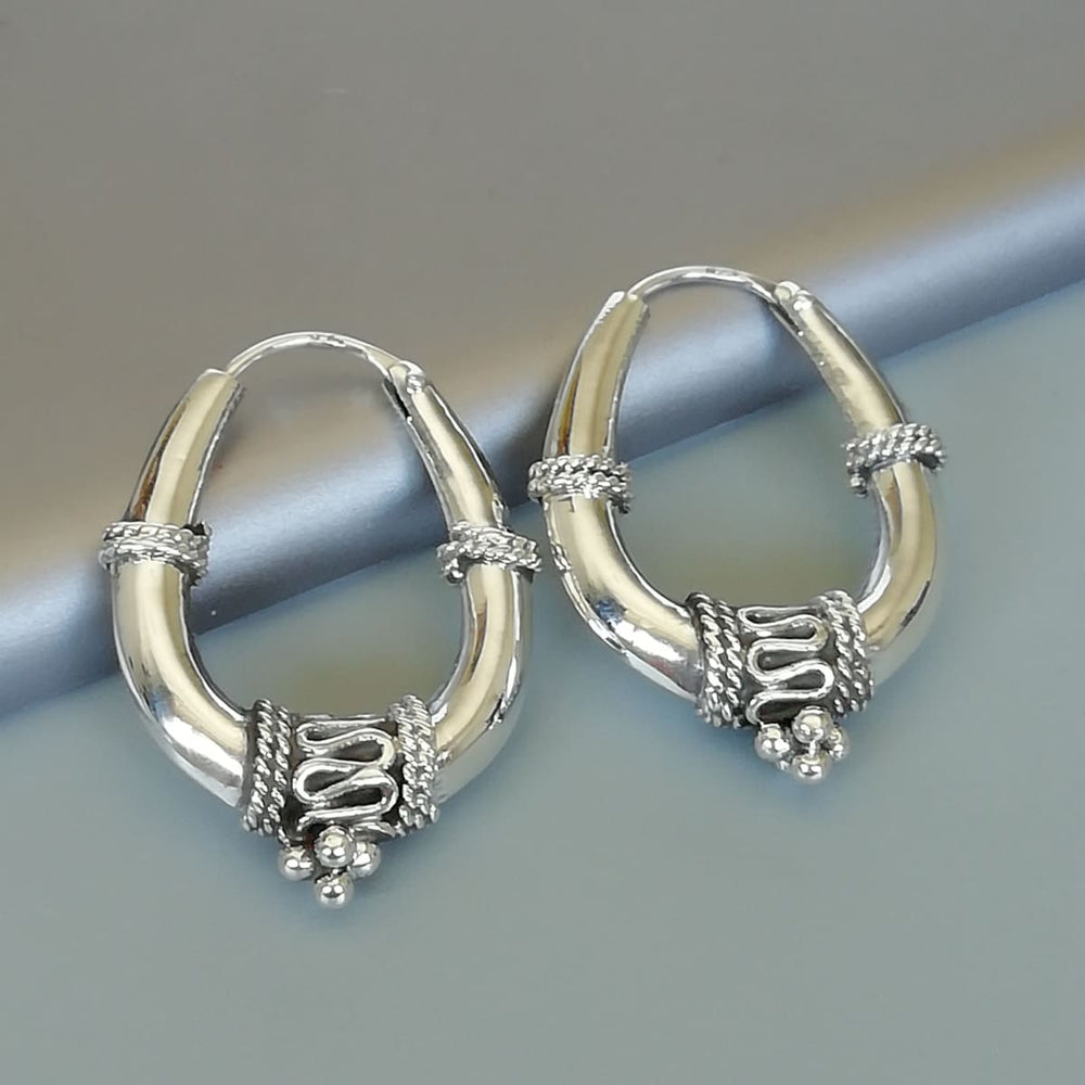 Tibetan 20 Mm Oval Silver Hoops | thick | Bohemian Jewelry | Ethnic Earrings | Silver Ear | E937 - by Oneyellowbutterfly