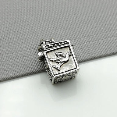 Tibetan box pendant - Sterling silver - Stash charm - Silver necklace - PD40 - by NeverEndingSilver
