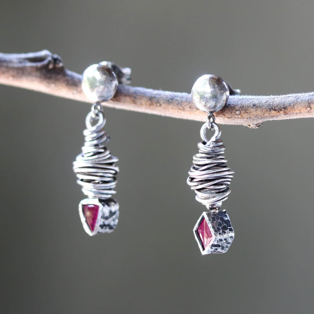 Triangle and diamond shape pink sapphire earrings in silver bezel setting with bird’s nest oxidized sterling stud style - by Metal Studio 